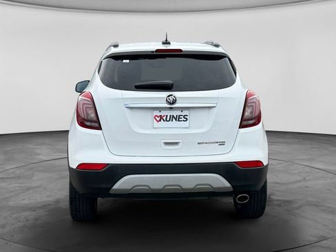 Used 2021 Buick Encore Preferred AWD/4WD image 8