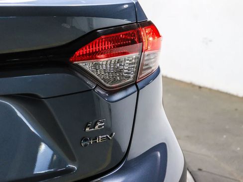 Certified 2025 Toyota Corolla LE FWD image 13