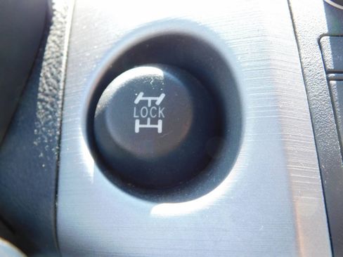 Used 2007 Toyota RAV4 4WD image 15