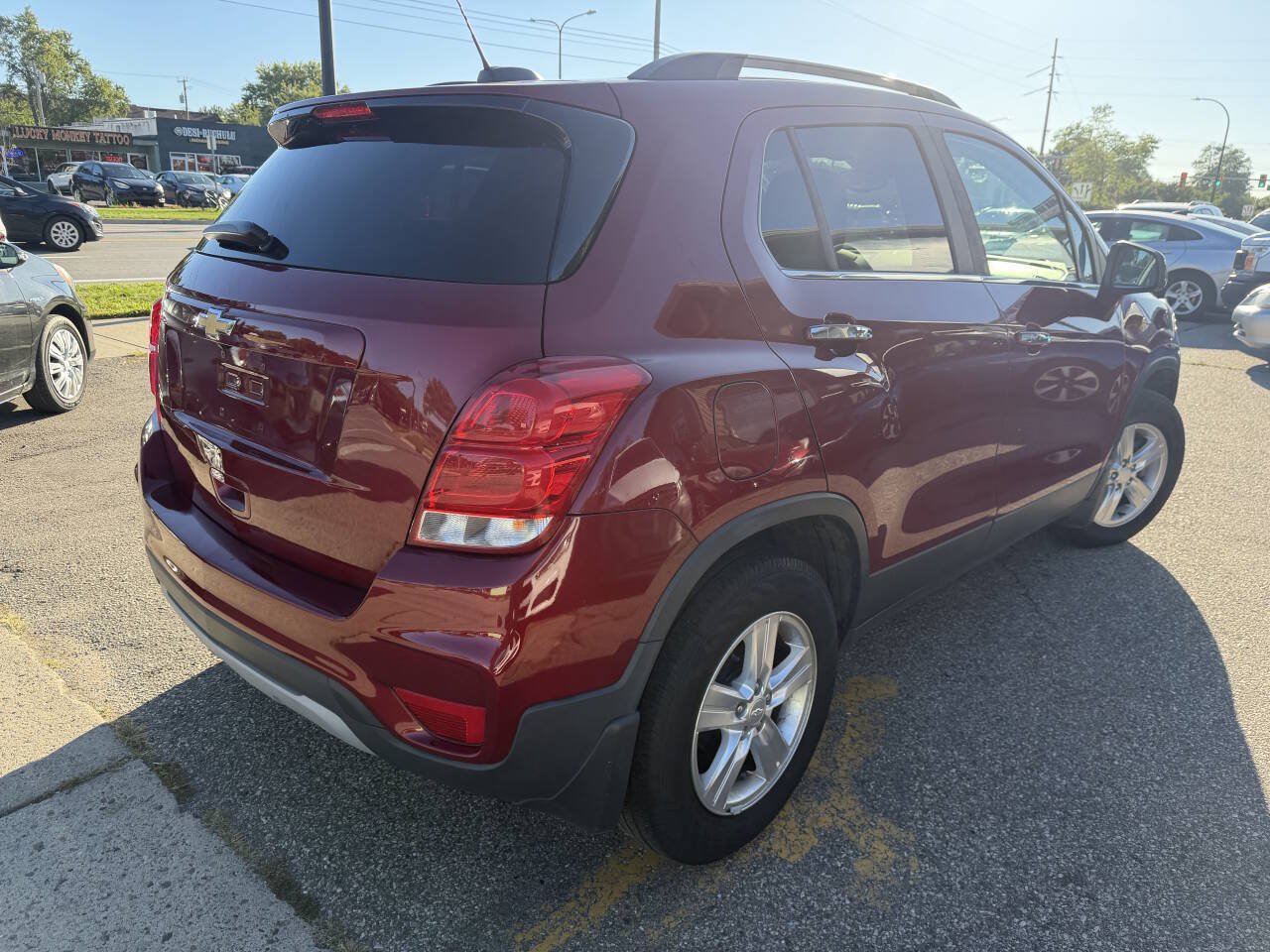 Used 2019 Chevrolet Trax LT w/ LT Convenience Package FWD image 11