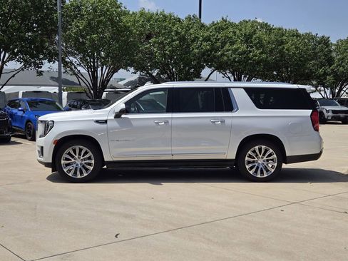 Used 2021 GMC Yukon XL Denali w/ Denali Ultimate Package RWD image 12