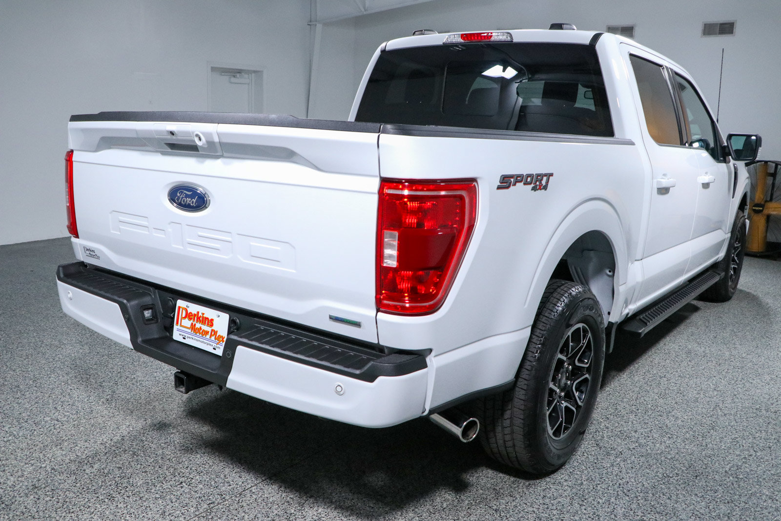 Used 2023 Ford F150 XLT w/ Equipment Group 302A High AWD/4WD image 7