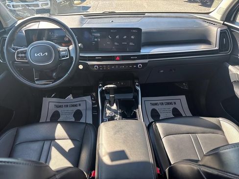 Used 2025 Kia Sorento EX AWD/4WD image 20
