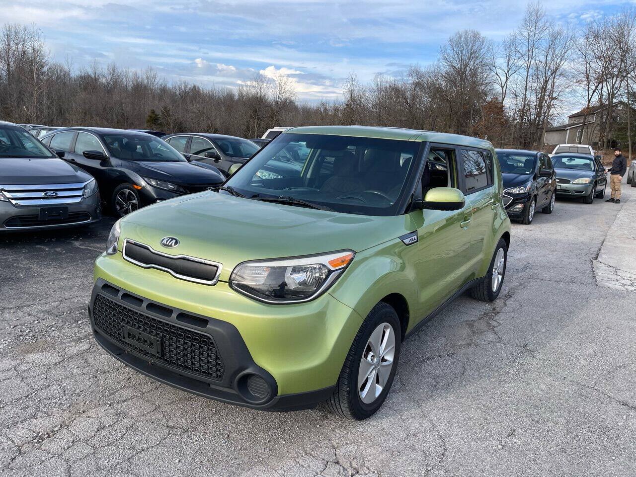 Used 2016 Kia Soul FWD image 2