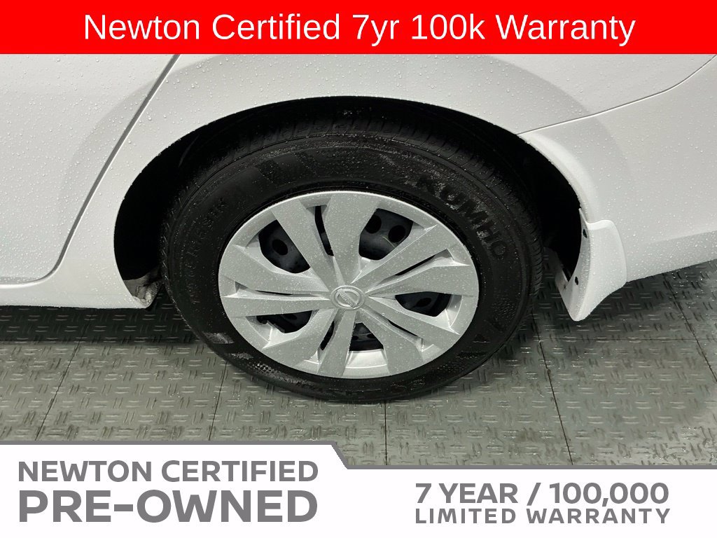 Used 2025 Nissan Versa S w/ Trunk Package FWD image 37