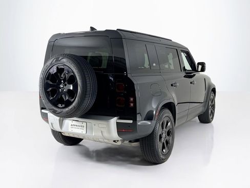 Used 2024 Land Rover Defender 110 S image 5