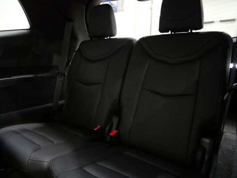 Used 2022 Cadillac XT6 Premium Luxury w/ Technology Package image 26