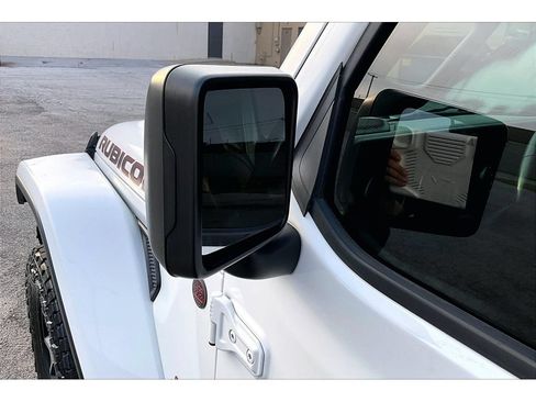 Used 2018 Jeep Wrangler Unlimited Rubicon AWD/4WD image 33