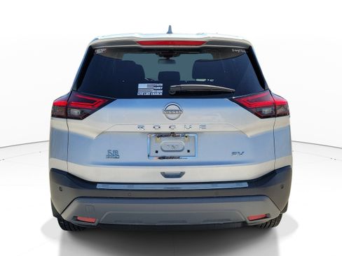 Used 2023 Nissan Rogue SV FWD image 5