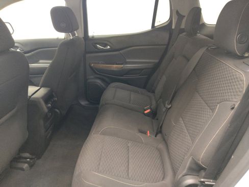 Used 2018 GMC Acadia SLE FWD image 18
