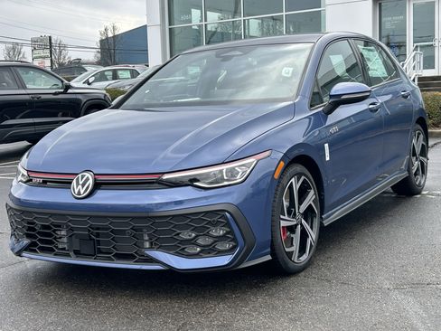 New 2026 Volkswagen GTI SE image 3