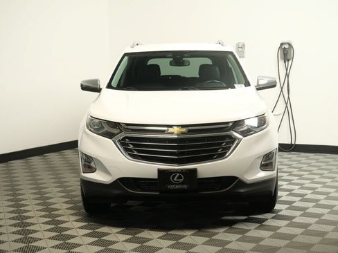 Used 2018 Chevrolet Equinox Premier AWD/4WD image 2