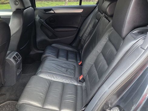 Used 2012 Volkswagen Golf R 4-Door image 11