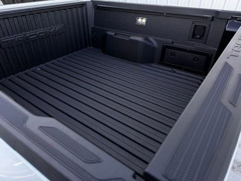 Used 2026 Toyota Tacoma Limited image 28