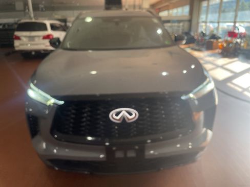 Used 2025 INFINITI QX60 Luxe w/ Black Edition image 8