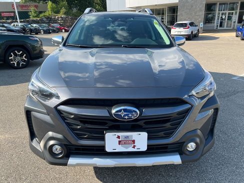 Certified 2023 Subaru Outback Touring w/ Popular Package #2 AWD/4WD image 2