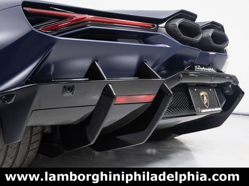 Used 2025 Lamborghini Revuelto image 59