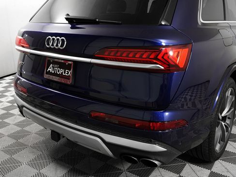 Used 2021 Audi SQ7 Premium Plus w/ Driver Assistance Package image 33
