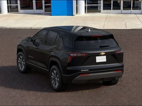New 2026 Chevrolet Equinox LT w/ Midnight Edition FWD image 3