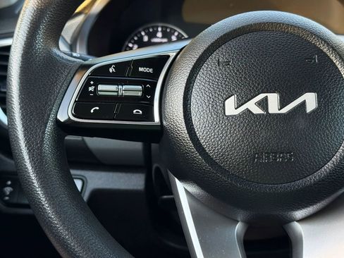 Used 2022 Kia Seltos LX AWD/4WD image 26