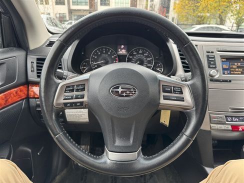 Used 2012 Subaru Outback 2.5i Limited w/ Moonroof Pkg AWD/4WD image 13
