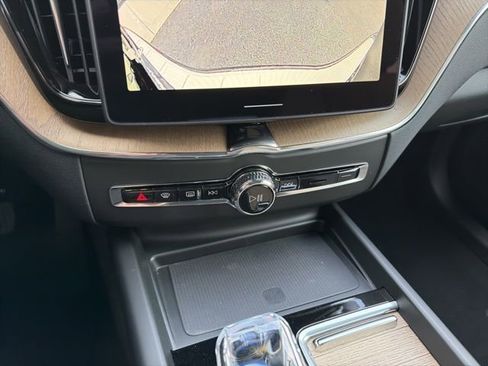 New 2026 Volvo XC60 B5 Plus w/ Protection Package Premier AWD/4WD image 20