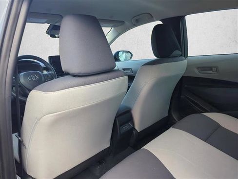 Used 2024 Toyota Corolla LE image 18