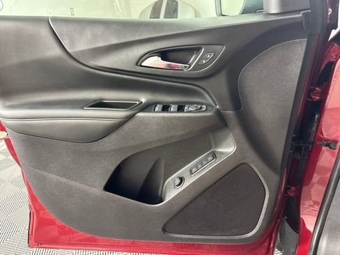 Used 2020 Chevrolet Equinox Premier AWD/4WD image 15