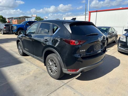 Used 2017 MAZDA CX-5 Touring w/ Preferred Equipment Package FWD image 7