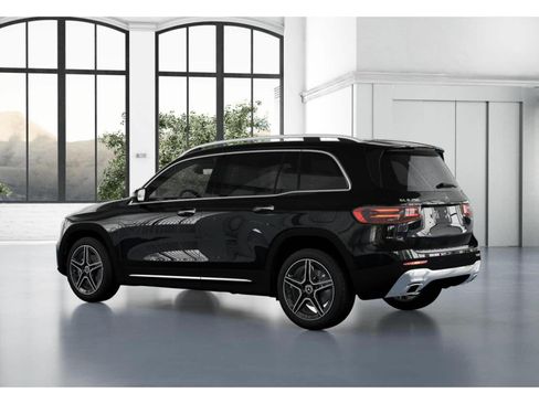 Used 2026 Mercedes-Benz GLB 250 image 29