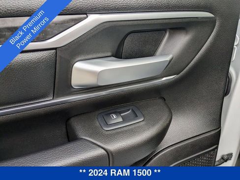 Used 2024 RAM 1500 Big Horn image 33