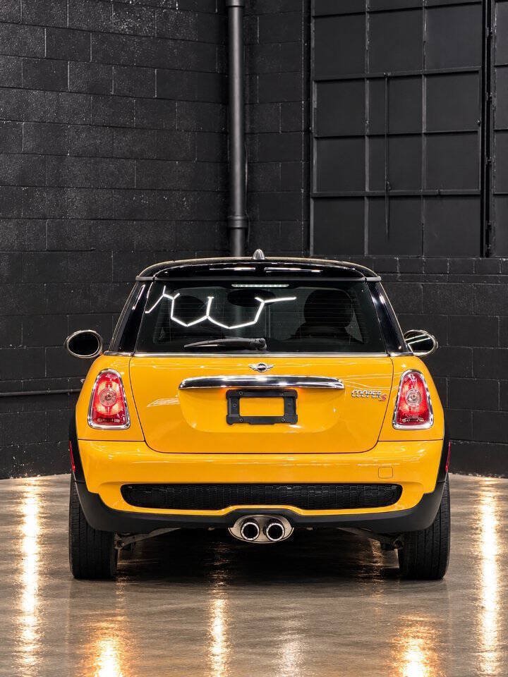 Used 2008 MINI Cooper S w/ Convenience Pkg FWD image 15