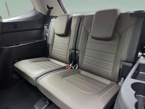 New 2026 Volkswagen Atlas SEL AWD/4WD image 9
