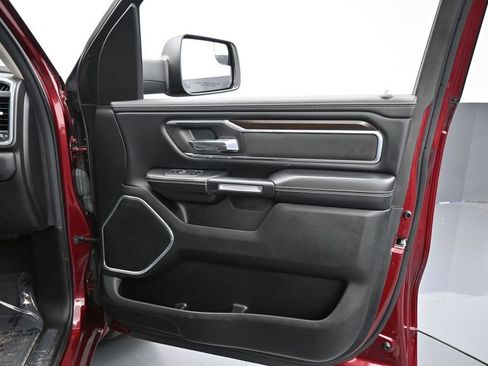 Used 2022 RAM 1500 Laramie AWD/4WD image 35