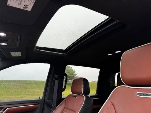 Used 2024 GMC Sierra 2500 Denali Ultimate w/ Max Trailering Package image 25