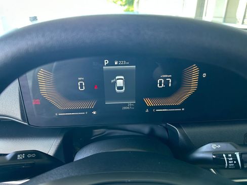 Used 2025 Kia K4 FWD image 40