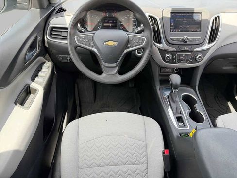 Used 2022 Chevrolet Equinox LS w/ LPO, Floor Liner Package FWD image 10