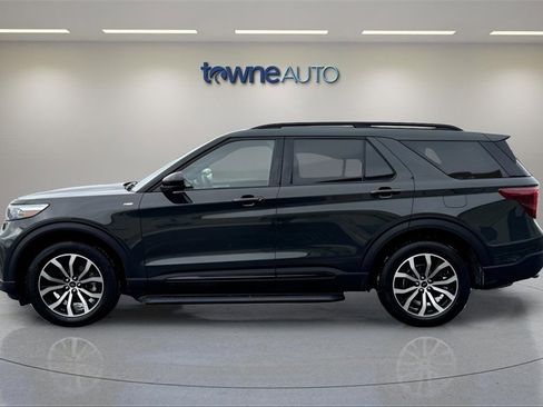 Used 2023 Ford Explorer ST-Line image 2