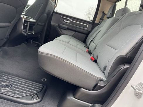 Used 2019 RAM 1500 Big Horn image 9