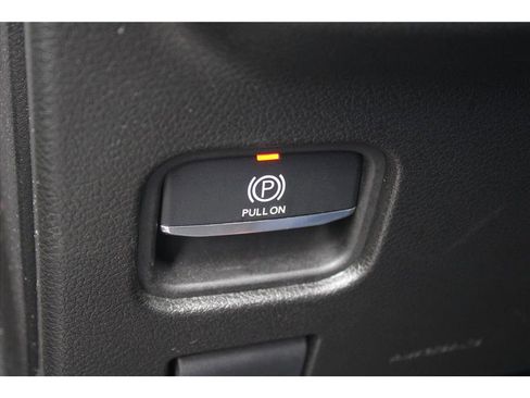 Used 2022 Jeep Grand Cherokee Overland w/ Luxury Tech Group IV AWD/4WD image 14