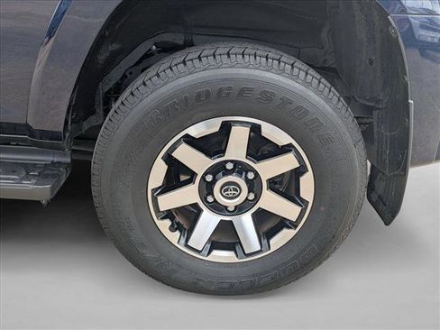 Used 2024 Toyota 4Runner TRD Off-Road AWD/4WD image 8