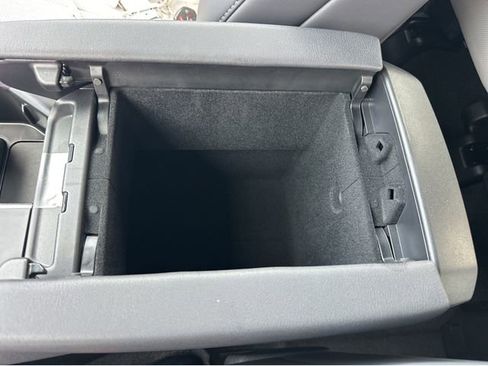 New 2026 Lexus TX 500h AWD image 33