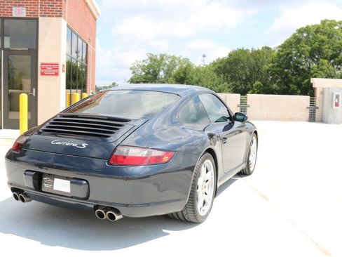 Used 2007 Porsche 911 Carrera S RWD image 37