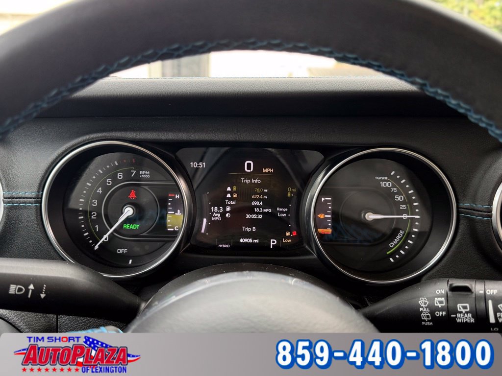 Used 2023 Jeep Wrangler Unlimited Rubicon 4xe w/ Dual Top Group AWD/4WD image 3