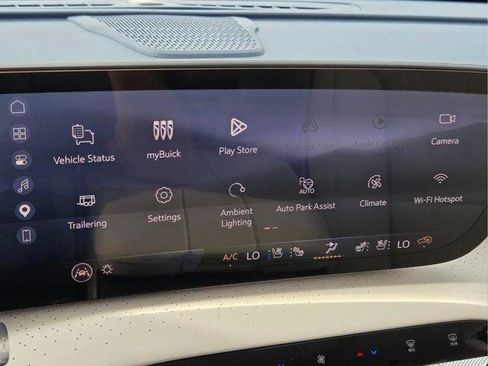 Used 2026 Buick Enclave Avenir w/ Super Cruise Package FWD image 30
