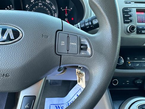 Used 2015 Kia Sportage LX image 14