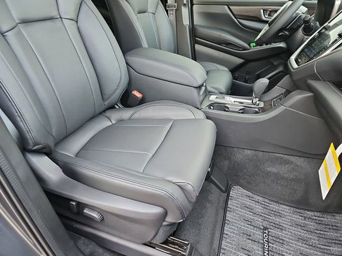 New 2026 Subaru Ascent Touring AWD/4WD image 13