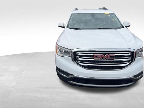Used 2021 GMC Acadia Denali w/ Denali Technology Package FWD image 7