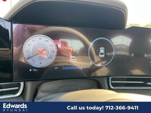 New 2025 Hyundai Elantra SEL image 20