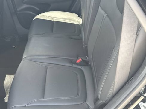 Certified 2024 Hyundai Tucson SEL w/ Convenience Package FWD image 17